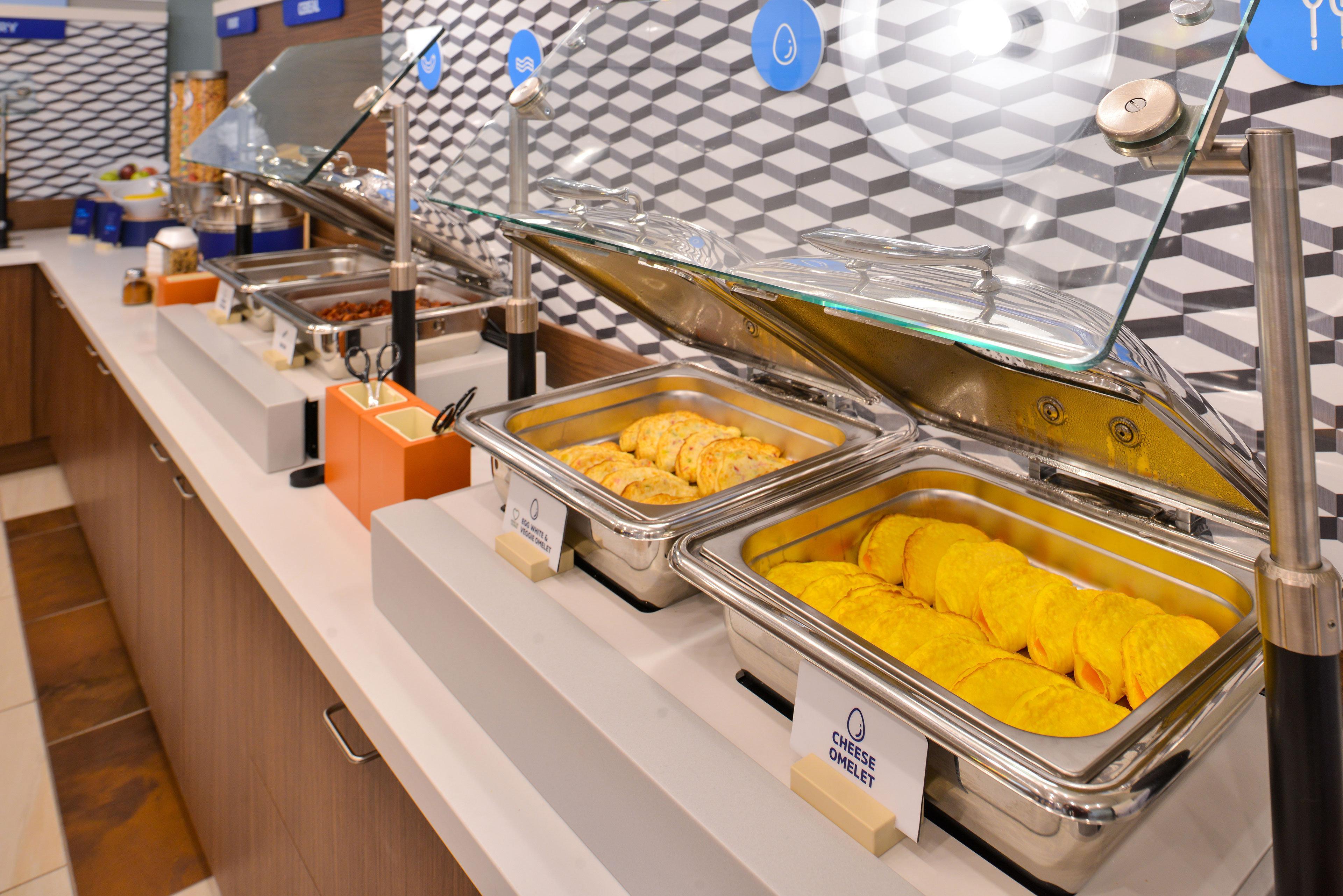 Holiday Inn Express Hotel & Suites Mcpherson By Ihg Ngoại thất bức ảnh